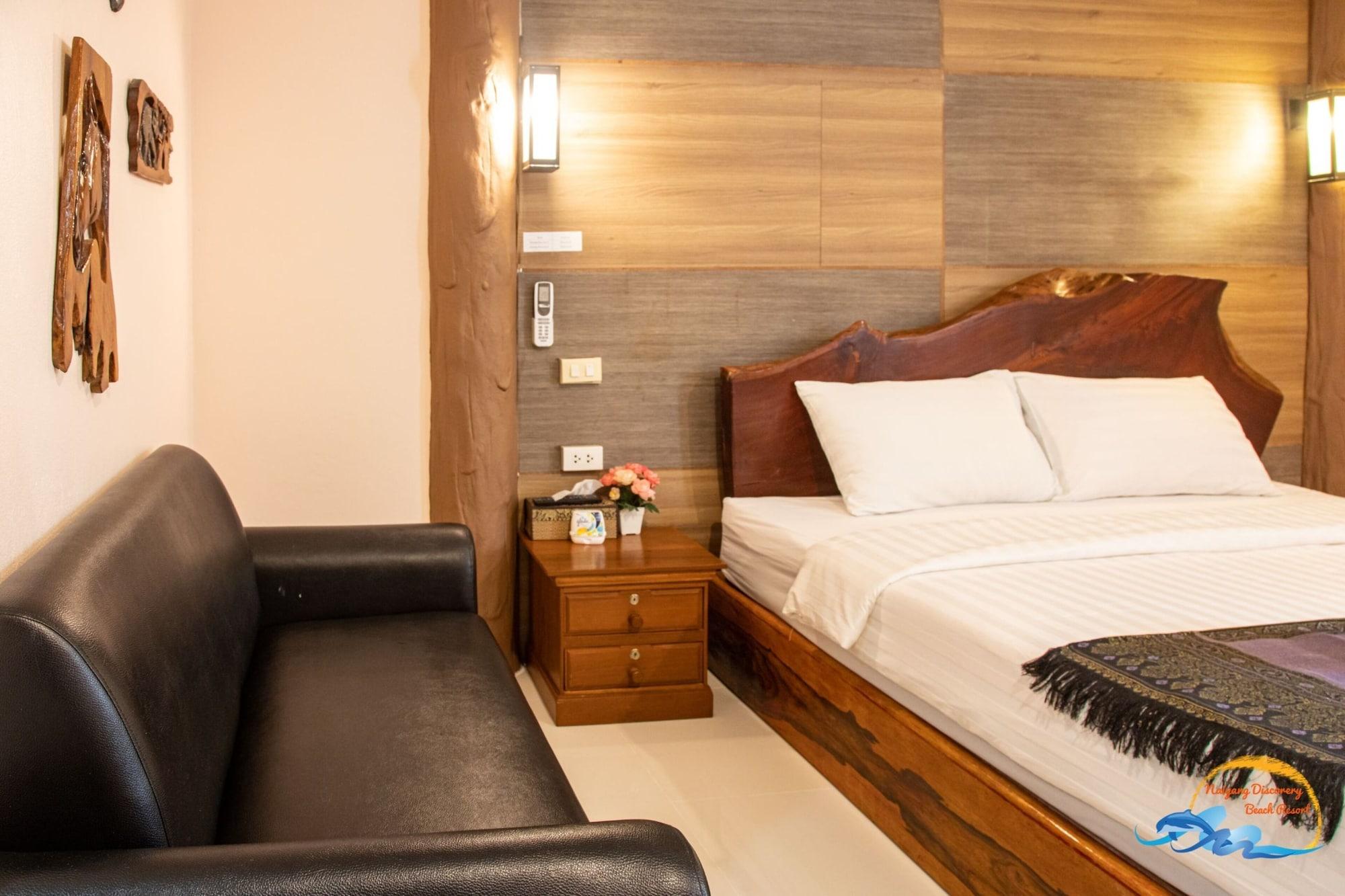 Naiyang Discovery Beach Resort SHA Nai Yang Beach Exterior foto