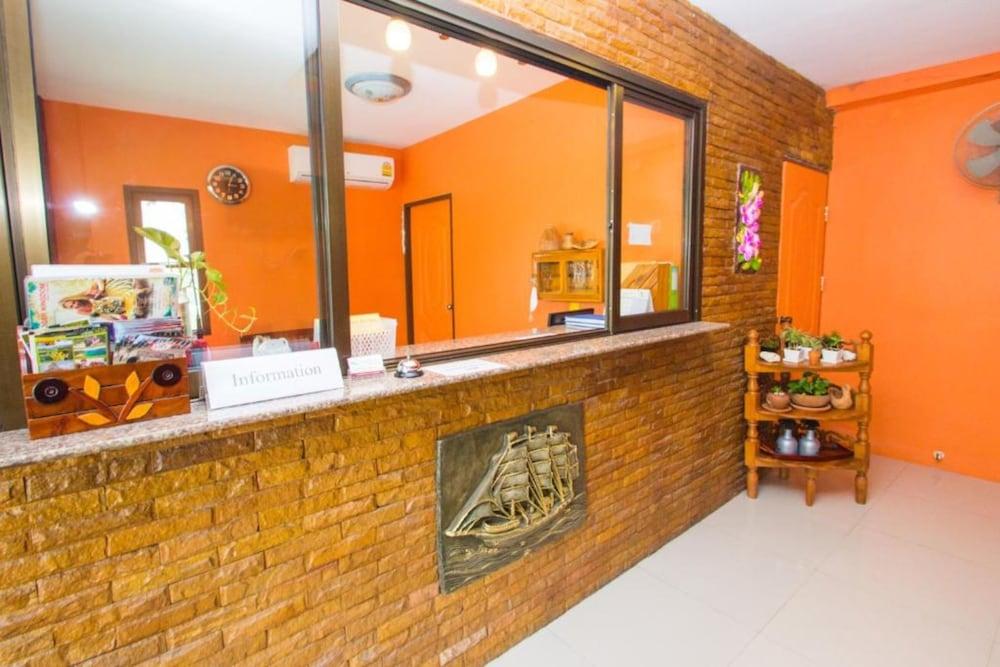 Naiyang Discovery Beach Resort SHA Nai Yang Beach Exterior foto