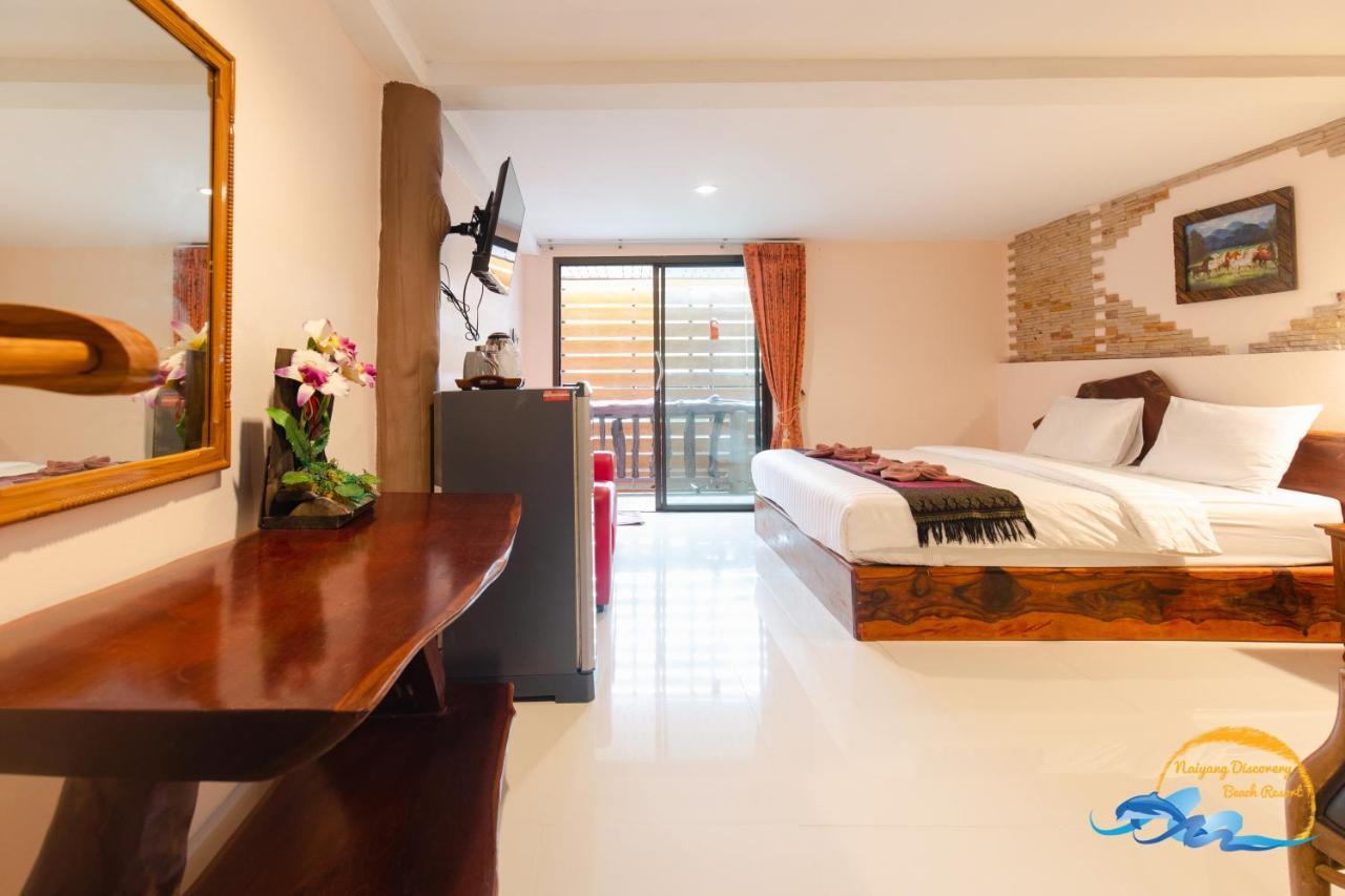 Naiyang Discovery Beach Resort SHA Nai Yang Beach Exterior foto